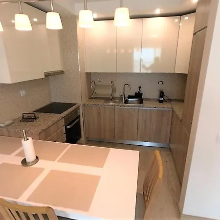 Elite 15c Apartment *